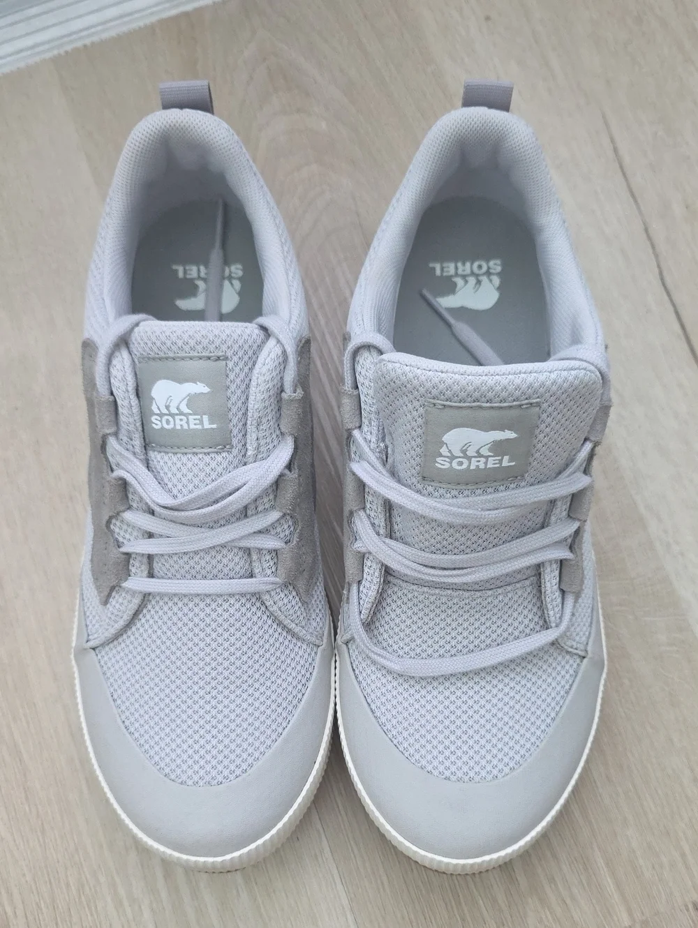 Sorel Out 'N About III Low Waterproof Sneakers Moonstone Grey Women's 10.5